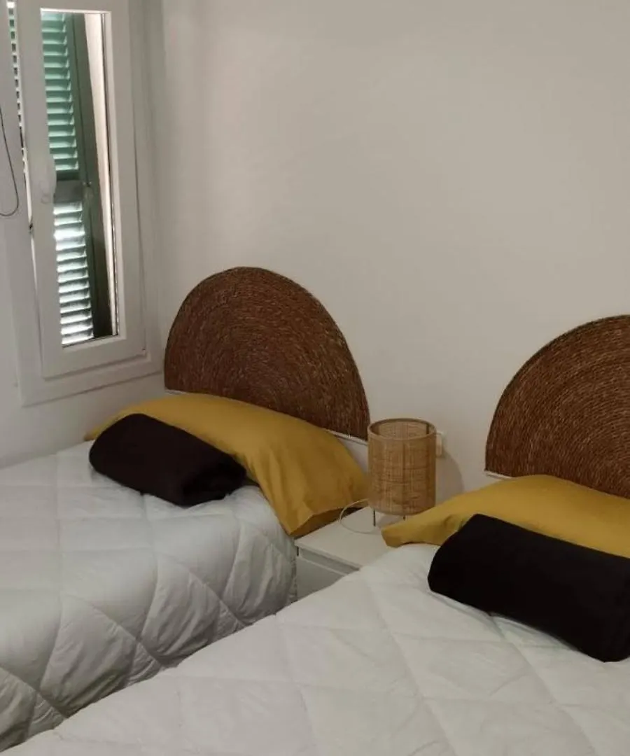 Toni'S Apartament Menorca Cala en Bosch 0*,  İspanya